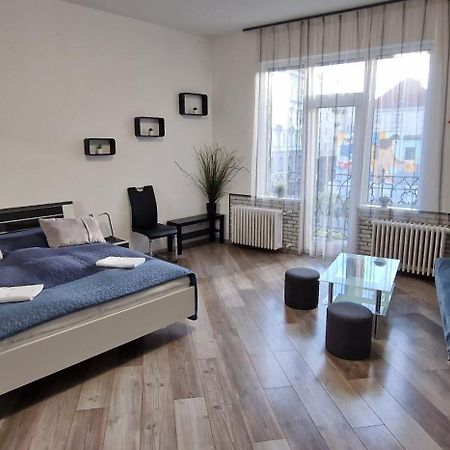 Extra Sok Szobas Apartman Budapest Kozpontjaban Apartamento Exterior foto