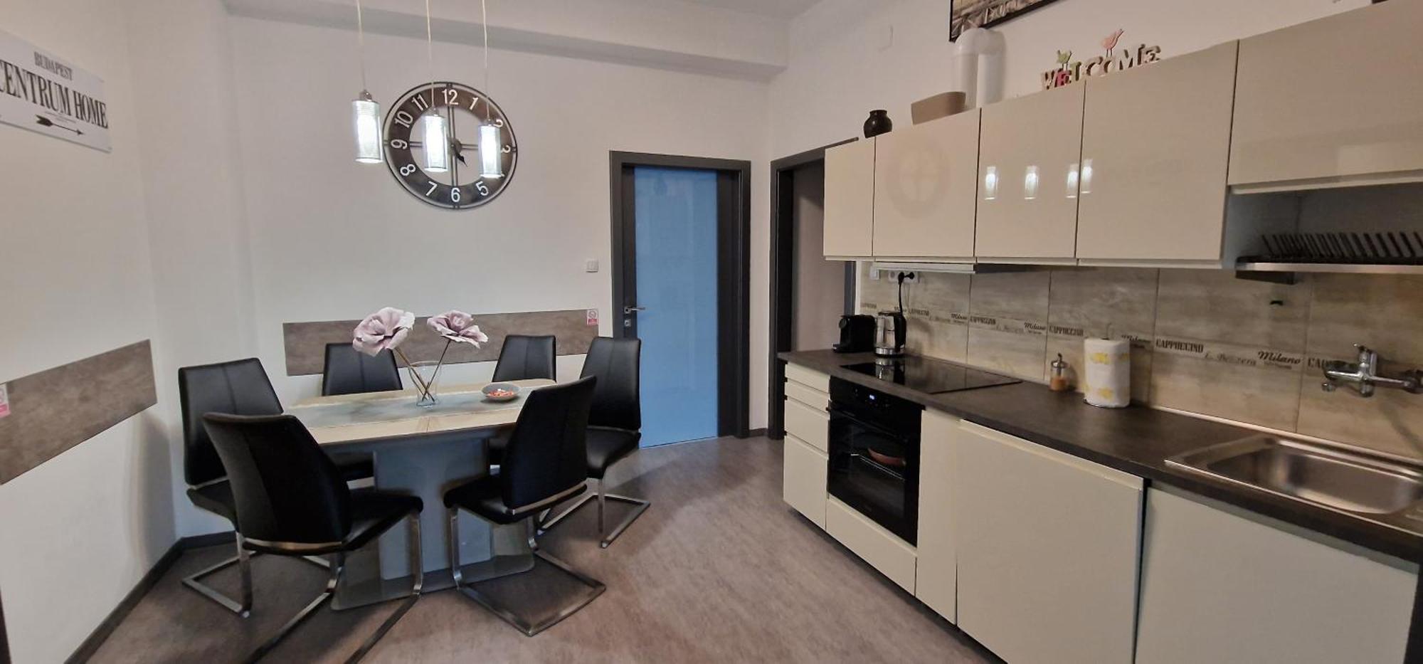 Extra Sok Szobas Apartman Budapest Kozpontjaban Apartamento Exterior foto